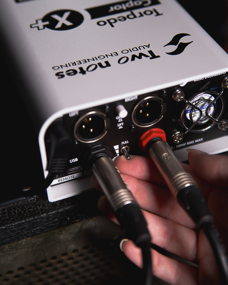 Two Notes Captor X+ (X-Plus) Compact Reactive Load Box, Attenuator, DynIR Cab Sim, IR Loader & Stereo Expander
