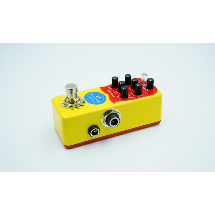 Bananana Effects Matryoshka Bass Synth Echoinox